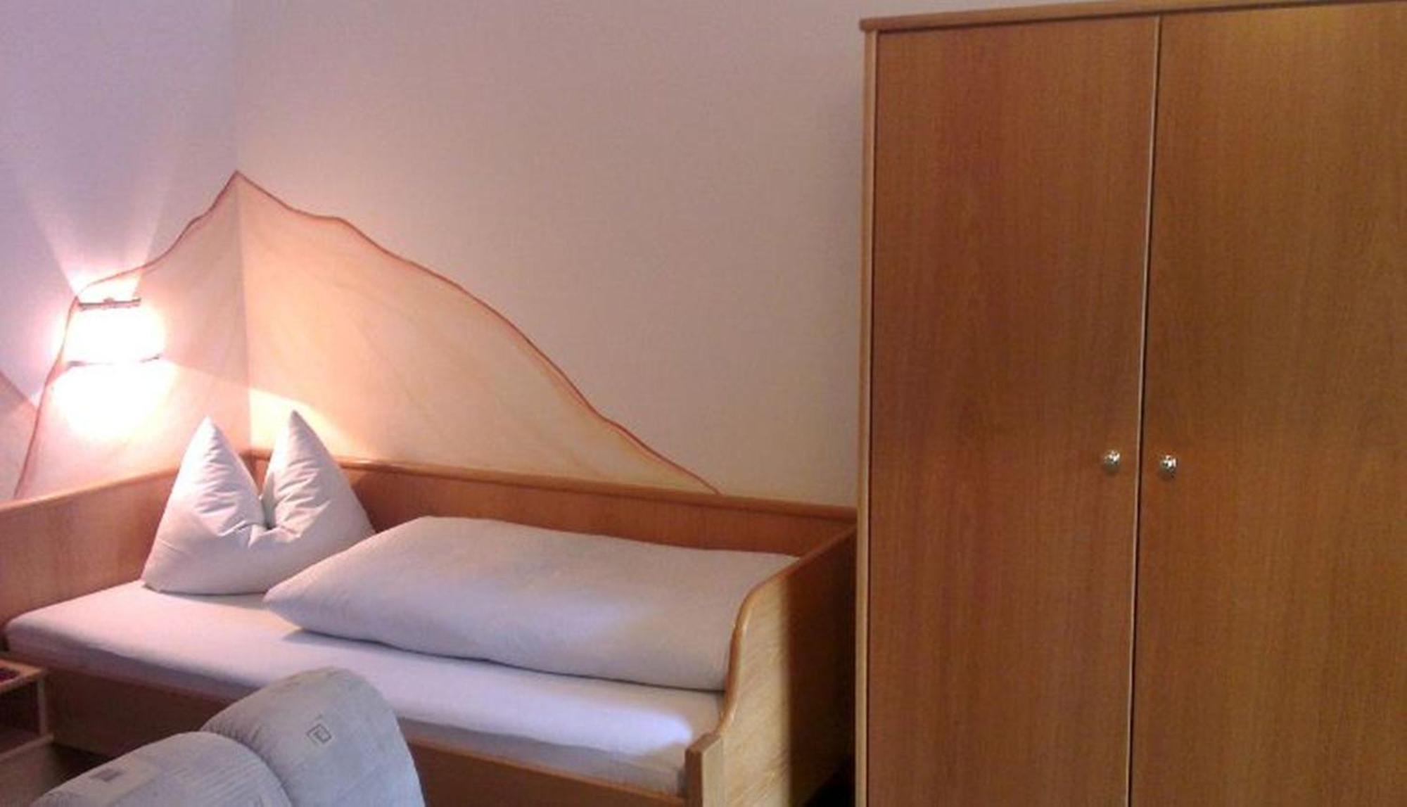 Haus Monika Und Haus Claudia Hotel Mayrhofen Cameră foto